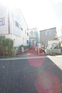 【前面道路含む現地写真】 | 【仲介手数料無料！！】府中市紅葉丘１丁目　新築戸建て（全1棟）1号棟　5480万円