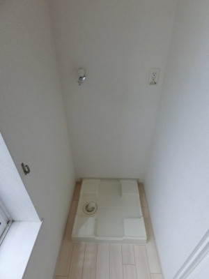 【洗面所】 | ｏｌｉｏｌｉ（オリオリ） | イメージ101号室（反転あり）