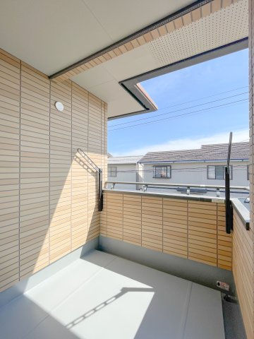 日立市東大沼町2丁目　中古戸建のバルコニー
