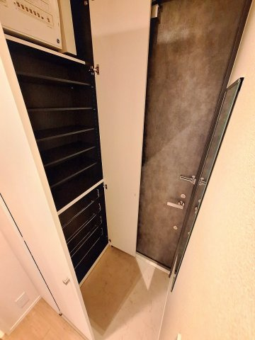 （仮称）川口市弥平メゾンの玄関