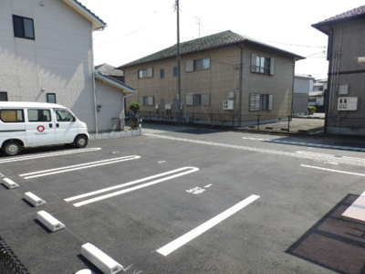 【駐車場】 | ルリ