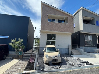 【外観】 | 佐伯区五月が丘5丁目　全2区画　NO2 | ☆五月が丘3丁目バス停まで徒歩3分☆五月が丘小学校まで徒歩13分☆五月が丘中学校まで徒歩16分☆ピュアクック徒歩8分☆土地3坪☆前面道路6ｍ☆駐車スペース
