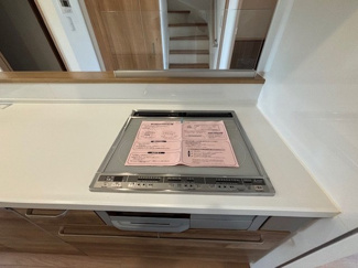 【キッチン】 | 佐伯区五月が丘5丁目　全2区画　NO2 | オール電化☆火を使わないIHクッキングヒーターで安心調理☆凹凸がないのでお掃除もラク☆