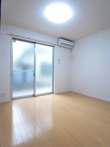 リブリアプリコットガーデンの居間・リビング