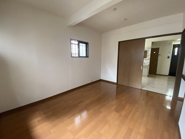 鈴木アパートの洋室