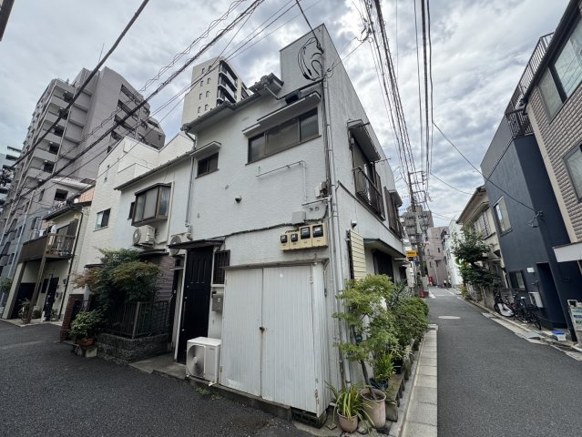 鈴木アパートの外観