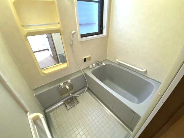 鈴木アパートの浴室