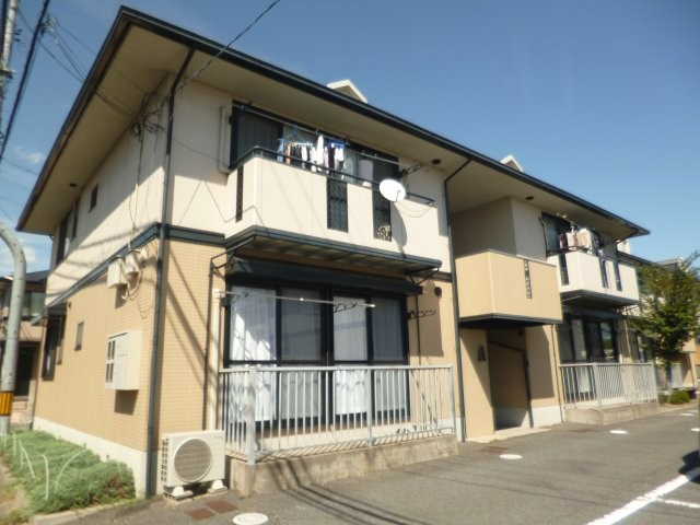 ロイヤルガーデンAの外観
