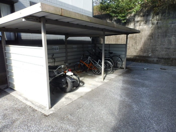 エスポアール翠 A棟のその他共用部分|駐輪場