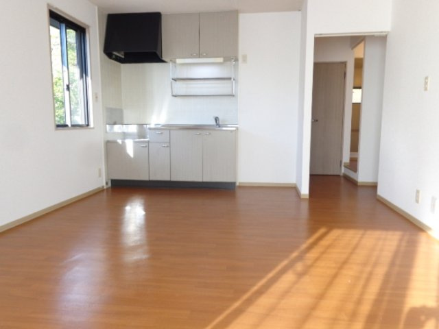 エスポアール翠 A棟の居間・リビング|リビングダイニングキッチン