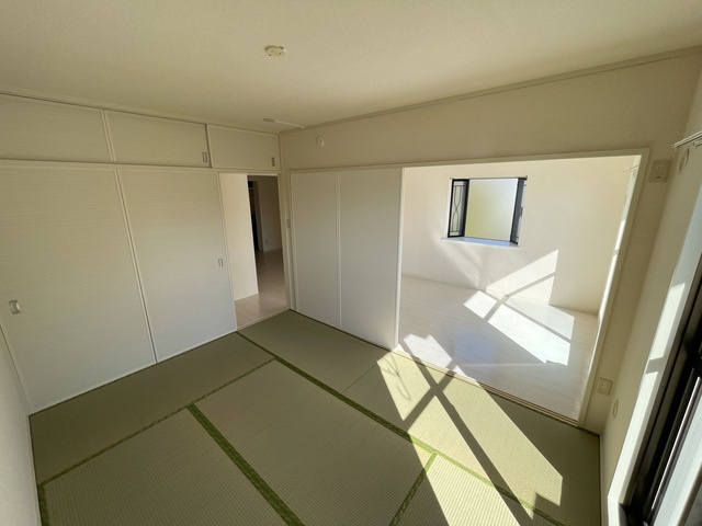 メゾンベール桜台の和室