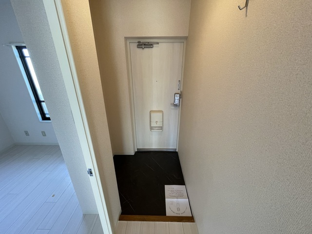 メゾンベール桜台の玄関