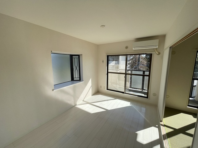 メゾンベール桜台の洋室