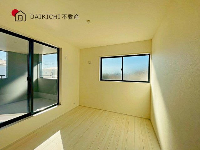 【洋室】 | 鴻巣松原　Livele Garden.S　新築戸建　全7棟　3号棟