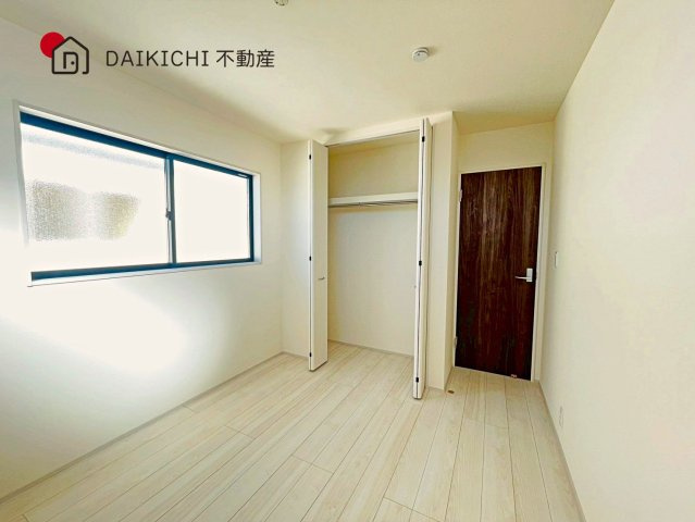 【洋室】 | 鴻巣松原　Livele Garden.S　新築戸建　全7棟　3号棟