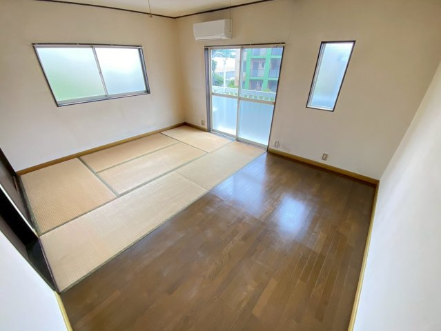 【居間・リビング】