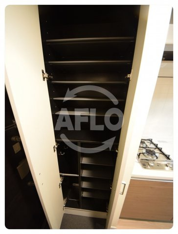 プレサンス谷町キャトルの収納|プレサンス谷町キャトル　シューズボックス