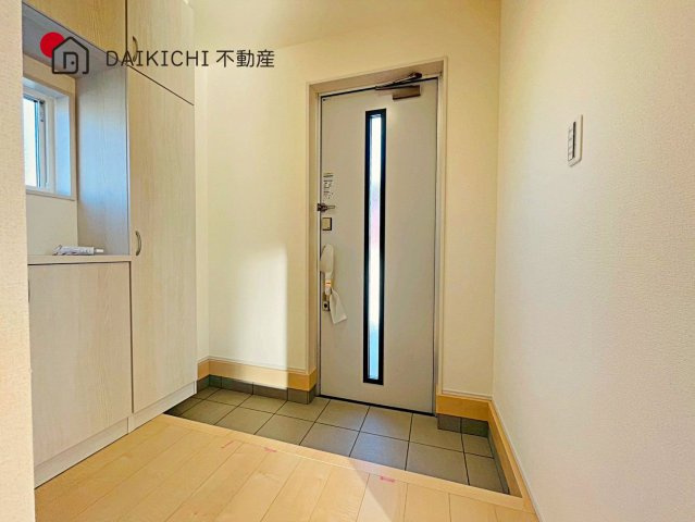 【玄関】 | 鴻巣松原　Livele Garden.S　新築戸建　全7棟　4号棟