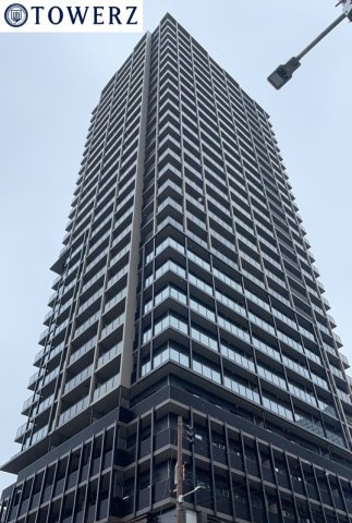 【外観】 | 【外観】タワーへの憧れを満たす造形美。ひと目で存在感を示す建築。