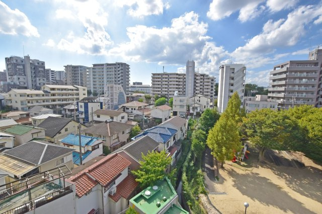 伊丹レックスマンションの展望|6階部分で眺望良好！周囲に日差しを遮る建物がありません。