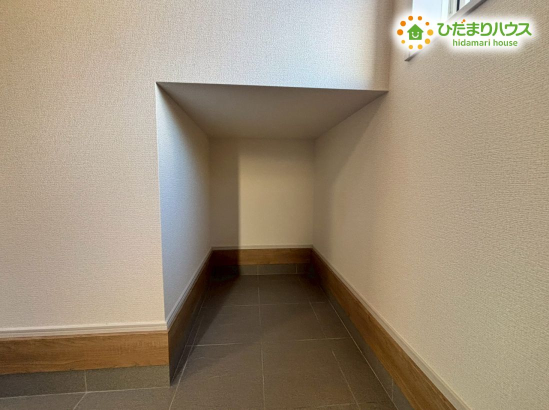 行田市持田4丁目　新築一戸建て　ブルーミングガーデン　01の収納