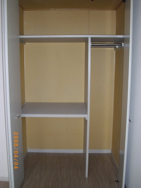 ハイツクレインⅦの収納|クローゼット
