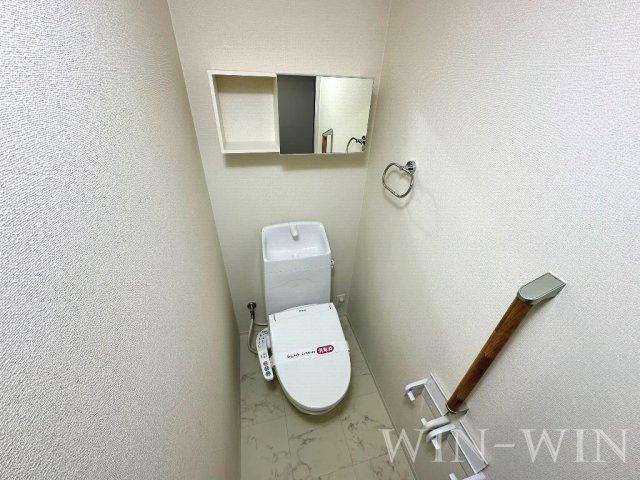ロジェ かげろうのトイレ|イメージ（同建物内別部屋の写真です）