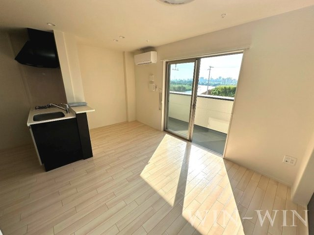 ロジェ かげろうの居間・リビング|イメージ（同建物内別部屋の写真です）