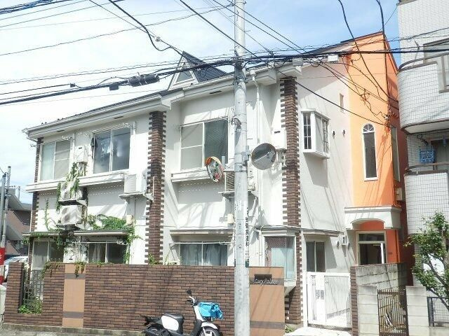 センチュリーパレスの外観