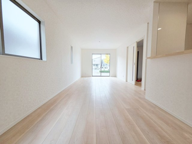 【居間・リビング】 | 東海市富貴ノ台第6　3号棟