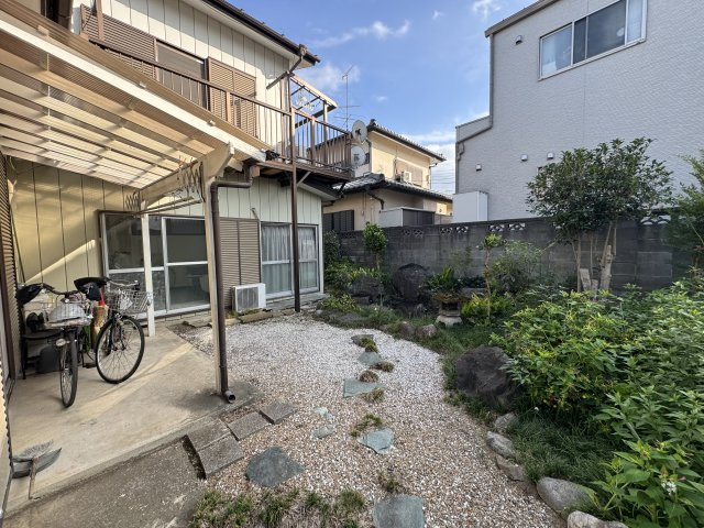 -三丁目不動産-深谷市東方　中古戸建の庭