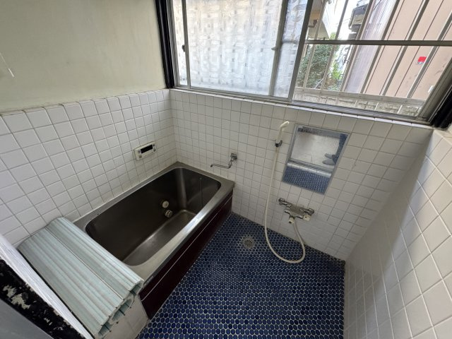 -三丁目不動産-深谷市東方　中古戸建の浴室