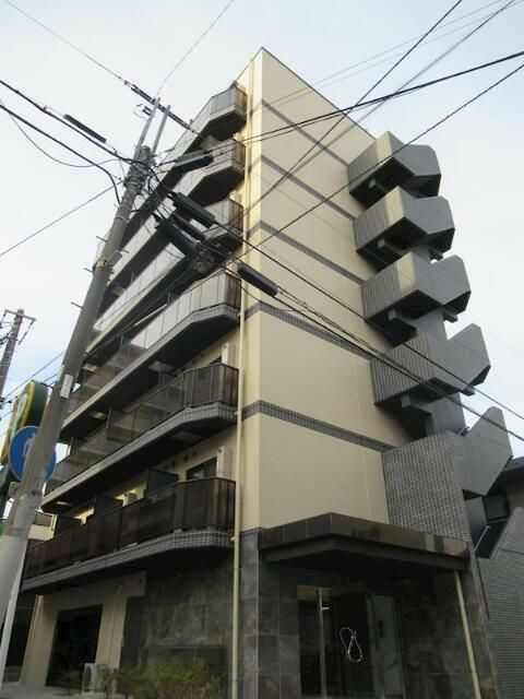 ラヴェニール横浜蒔田