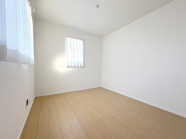 【洋室】 | 新座市栗原1丁目　新築一戸建住宅　全4棟　(保谷店) | 2階5.25帖/さまざまな家具を取り入れやすいナチュラルな内装。