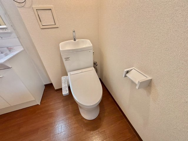 キャッスルコート南八代のトイレ