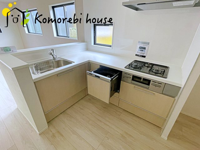 さいたま市大宮区堀の内町　1期　新築一戸建て　スタイル　01のキッチン