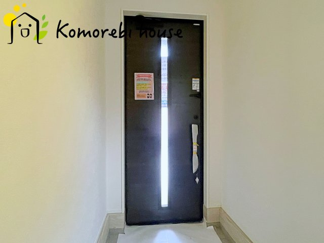 さいたま市大宮区堀の内町　1期　新築一戸建て　スタイル　01の玄関