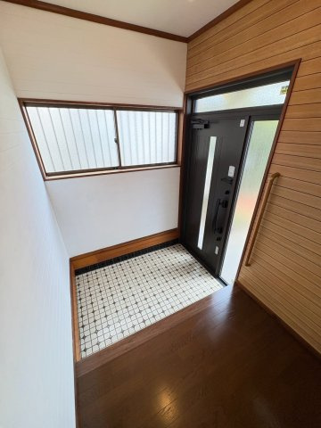 【玄関】