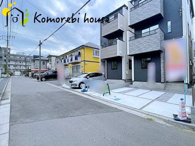 さいたま市大宮区堀の内町　1期　新築一戸建て　スタイル　02の前面道路含む現地写真|大通りに面していないのでお子様が飛び出しても安心。
見通しもよく出入りもスムーズです♪