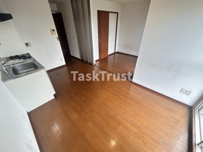 【居間・リビング】 | アリス・マナーガーデン谷町