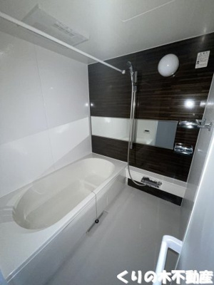 【浴室】 | クラール東村　Ｄ | きれいなお風呂です