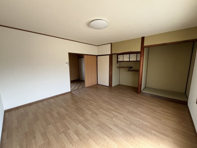 泉南郡岬町淡輪古民家の洋室