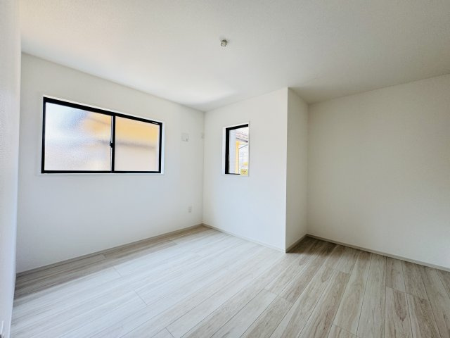 【子供部屋】 | 松戸市六高台５丁目新築戸建【六実小学校：5分】 | 7帖洋室