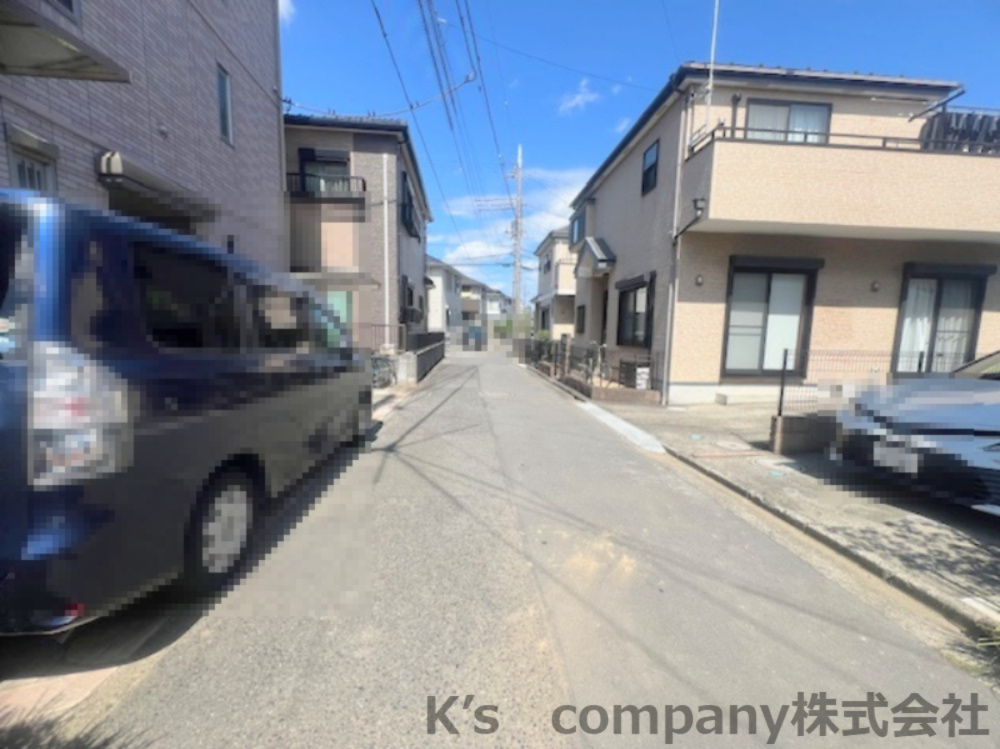 茅ヶ崎市香川4丁目　建築条件なし　売地の前面道路含む現地写真|前面道路の様子です◇