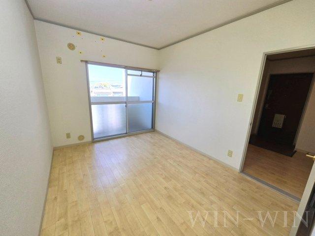 ヴィラ小鷹野の寝室|イメージ（同建物内別部屋の写真です）