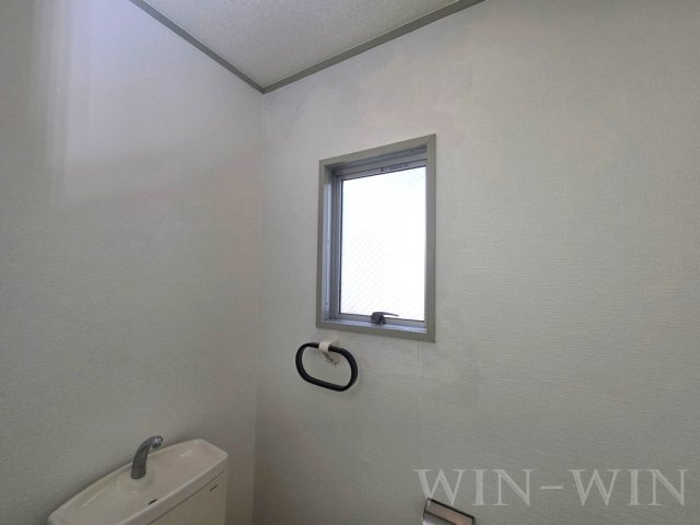 ヴィラ小鷹野のトイレ|イメージ（同建物内別部屋の写真です）