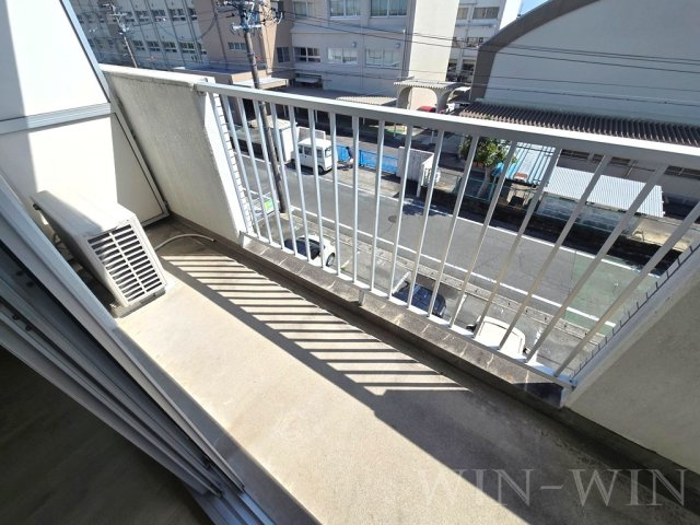 ヴィラ小鷹野のバルコニー|イメージ（同建物内別部屋の写真です）