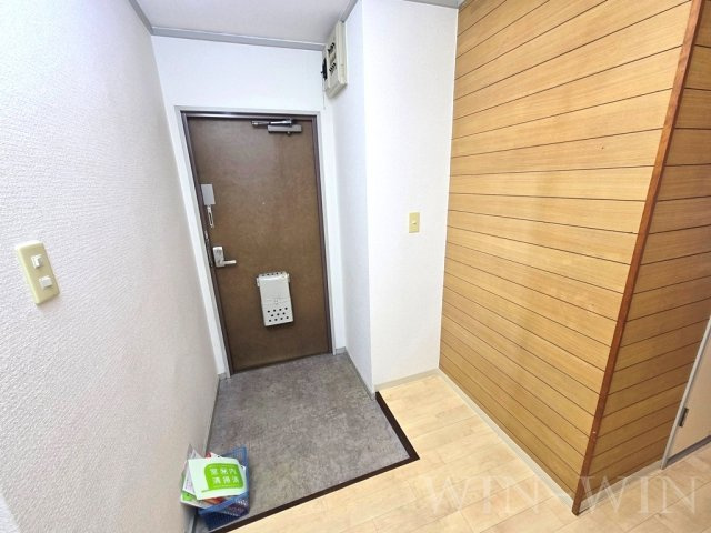 ヴィラ小鷹野の玄関|イメージ（同建物内別部屋の写真です）