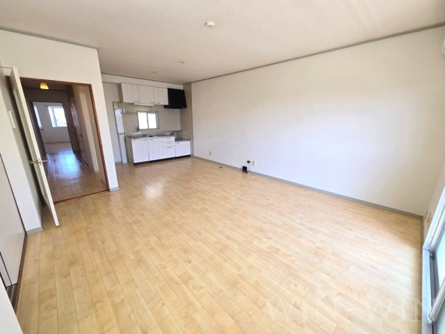 ヴィラ小鷹野の居間・リビング|イメージ（同建物内別部屋の写真です）