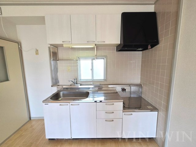 ヴィラ小鷹野のキッチン|イメージ（同建物内別部屋の写真です）